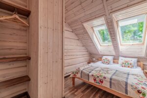 lóżko małżeńskie