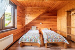 dwa lóżka pojedyncze